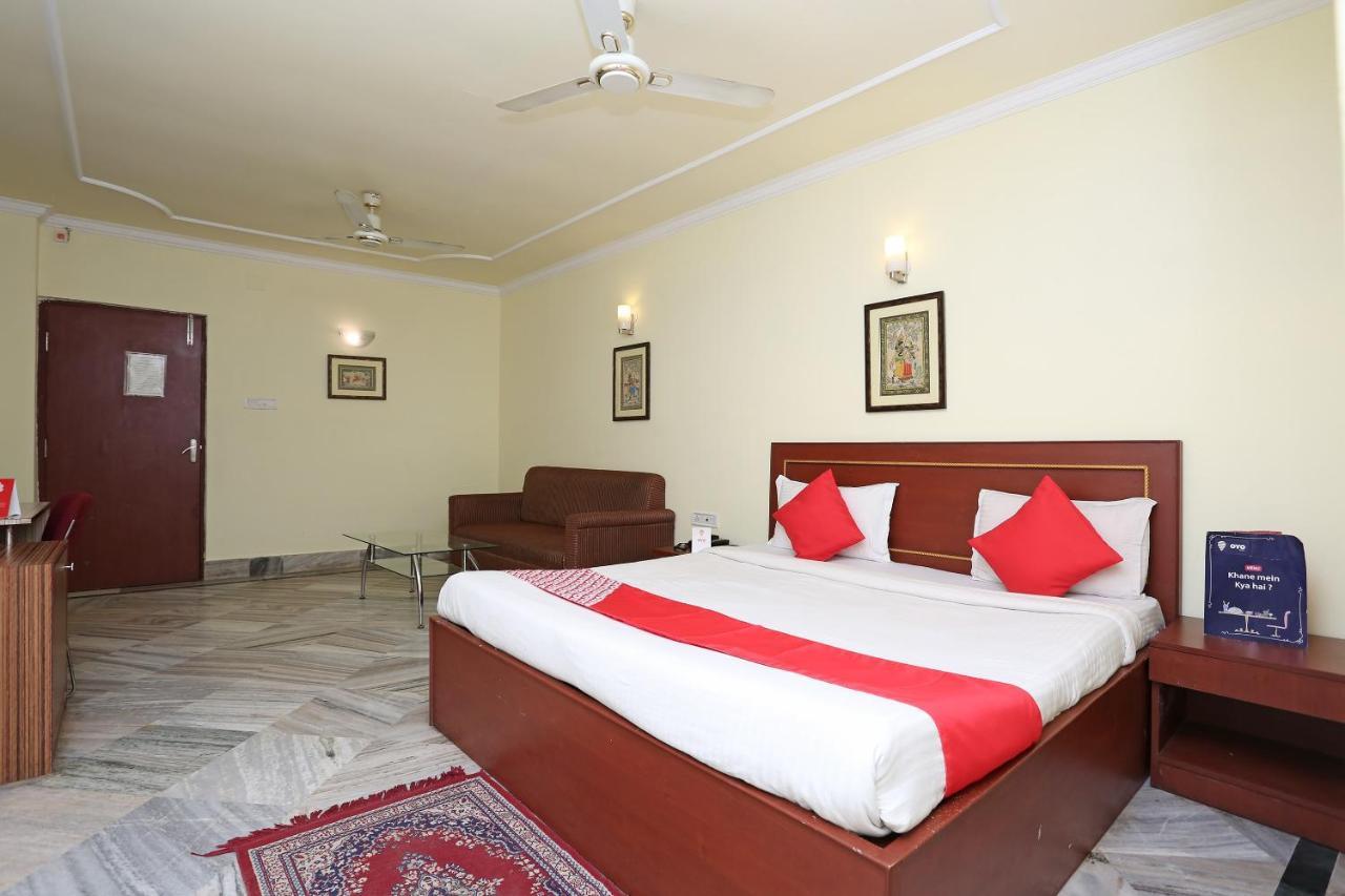 Oyo 4209 Maurya Inn Bhubaneswar Exterior foto